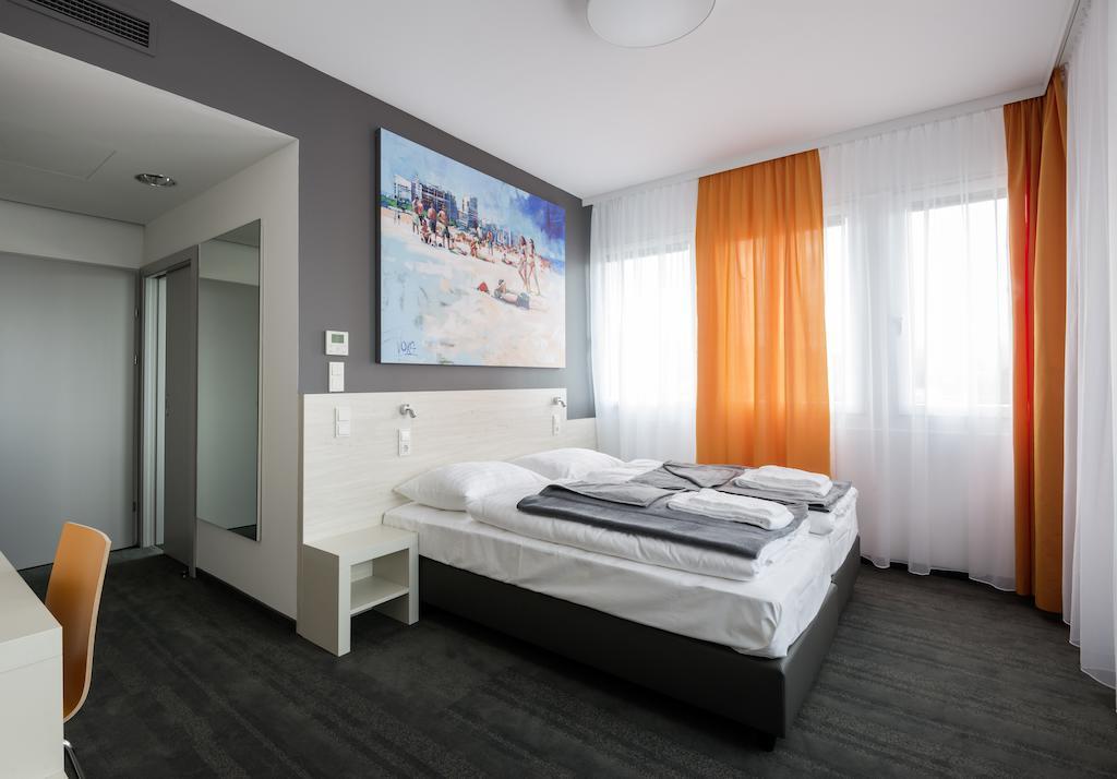 Msc Hotel Neunkirchen Bilik gambar